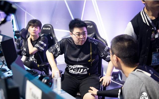 曾陷入低谷 曾陷入低谷