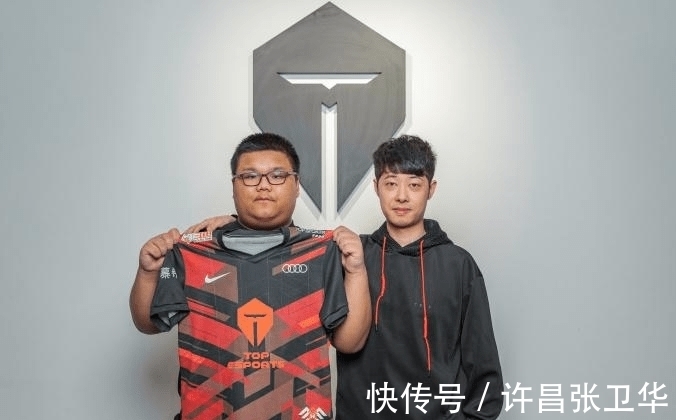 他们两人有 他们两人有