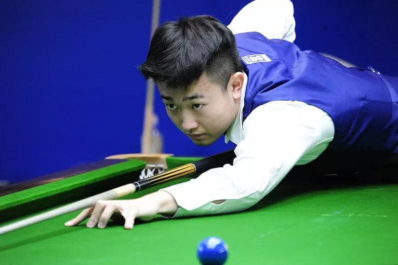 本场比赛再 本场比赛再